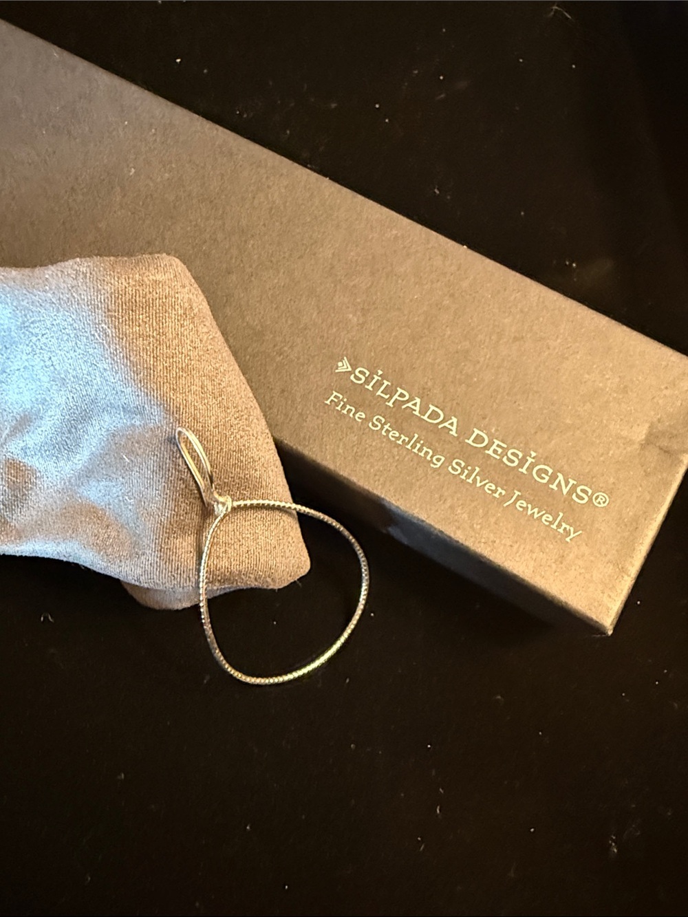 Silpada Sterling Silver Textured Hoop Earrings - Silver (single earring)
